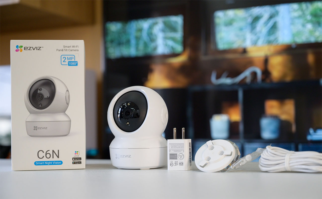 Một bộ sản phẩm camera C6N đầy đủ